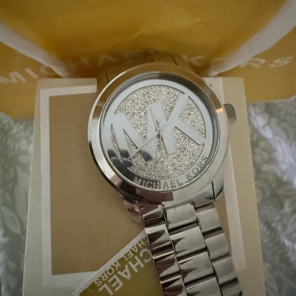 Michael Kors Silver Logo Watch - Picture 3 of 4